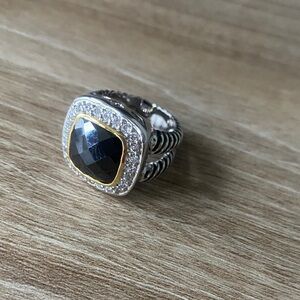 Elegant Ring with sparkle and boldness size 7